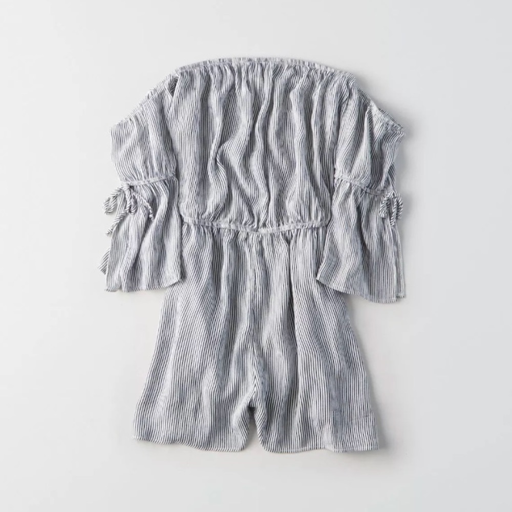 American Eagle Off the Shoulder Romper XSP